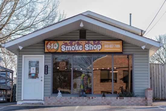 410 Smoke Shop Pasadena exterior