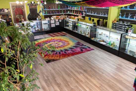410 Smoke Shop Pasadena interior